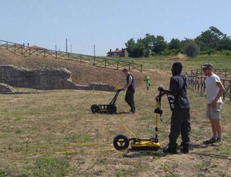 University of Edinburgh used Noggin®500 SmartCart® and Noggin® 250 SmartTowTM systems to further archaeological studies as part of the Apolline project. University of Edinburgh used Noggin®500 SmartCart® and Noggin® 250 SmartTowTM systems to further archaeological studies as part of the Apolline project.